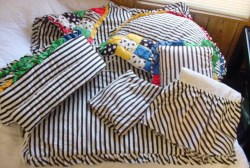 VINTAGE USA 6 Piece CRIB Set-- Handmade Cenna Jean Primary Colors Quilt Squares N Racing Stripes for baby