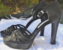 VINTAGE Charles David Black Platform Sandal Heels --Ankle Strap Stacked high heeled shoes --Womens sz 9.5 B