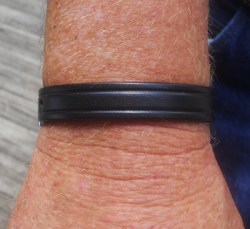 New! BRACELET Handmade in the USA Genuine Black LEATHER Belt Bracelet-Minimalist Cuff Stainless Steel Buckle MadmattX