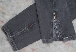 Vintage USA 1980's JOU JOU Zip-Leg Jeans - Dark Gray/Black Denim High Waist Juniors Waist size 26"