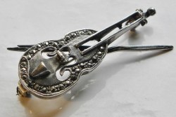 Vintage 60's Brooch-- 925 Sterling Silver CELLO BASS VIOLIN-Bow Pin Marcasite Faceted Stones