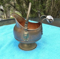 Vintage oxidized COPPER Coal shuttle POT w/DELFT handle --Country Living 5" planter